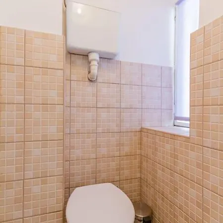 Apartman Perl Apartment- Air Conditioned, Cozy Near Varosliget *