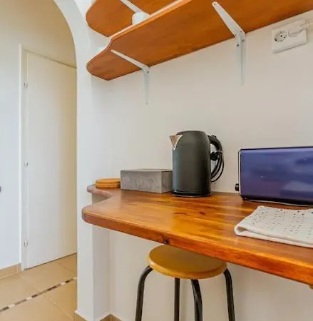 Perl Apartment- Air Conditioned, Cozy Near Varosliget Apartman